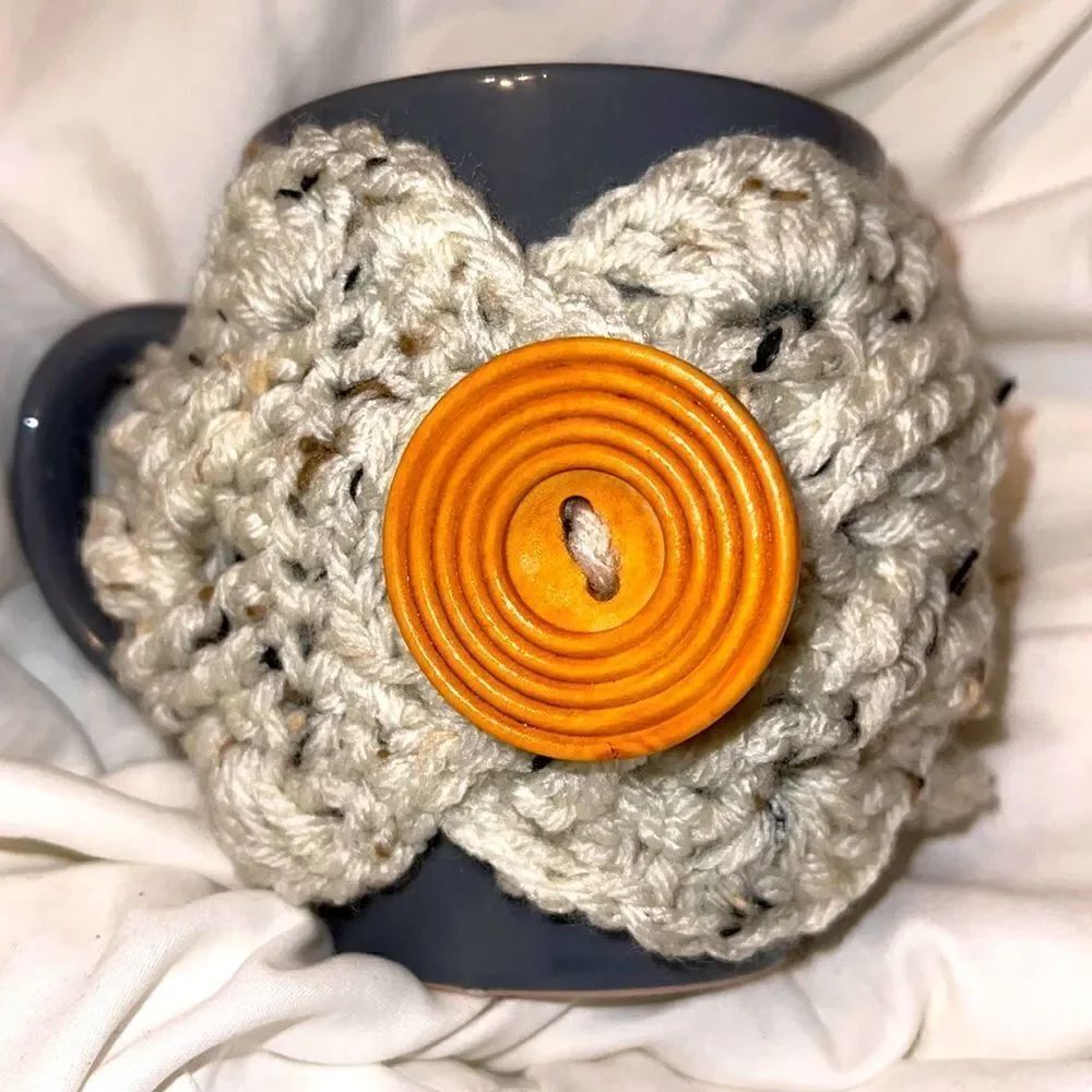Handmade coffee tea mug hug hugger cozy NEW gift cream tweed grey gray